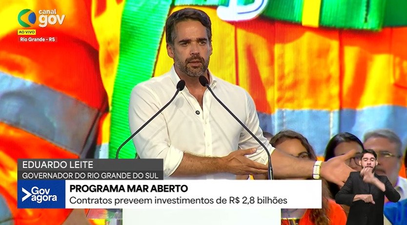 Eduardo Leite foi vaiado em evento em Rio Grande | abc+
