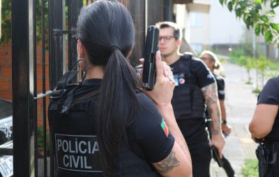 Não aceitava "bloqueios no celular": Homem é preso após dias perseguindo a ex-mulher em Canoas