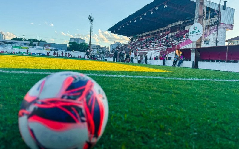 Partida acontece no estádio 19 de Outubro, em Ijuí | abc+