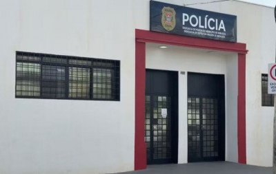 Irmãos de 3 e 5 anos são encontrados mortos em piscina de vizinho após escaparem de incêndio