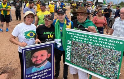 VÍDEO: Deputado Marcel van Hattem se junta à caminhada liderada por Nikolas Ferreira