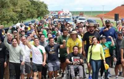 PRF envia ofício a Nikolas sobre caminhada na BR-040