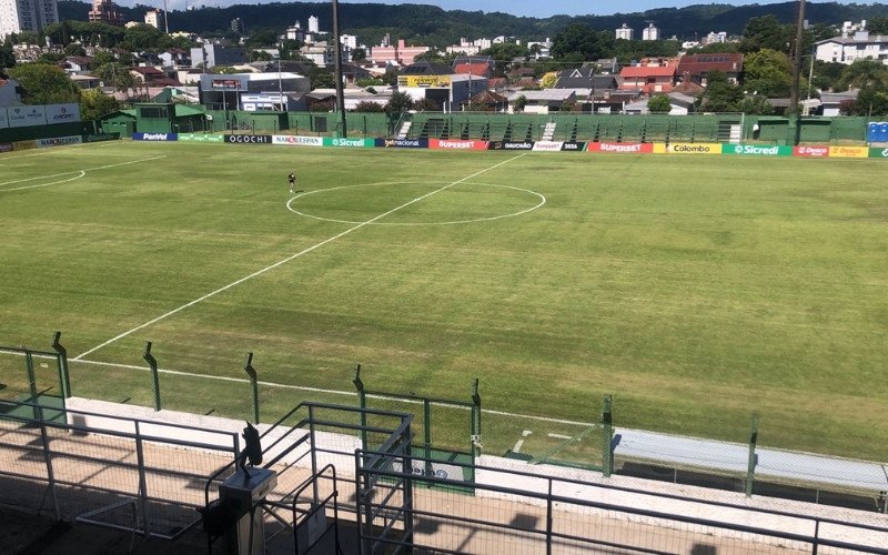 Jogo será no Estádio do Eucalipto, em Santa Cruz do Sul, às 18 horas deste sábado (24) | abc+