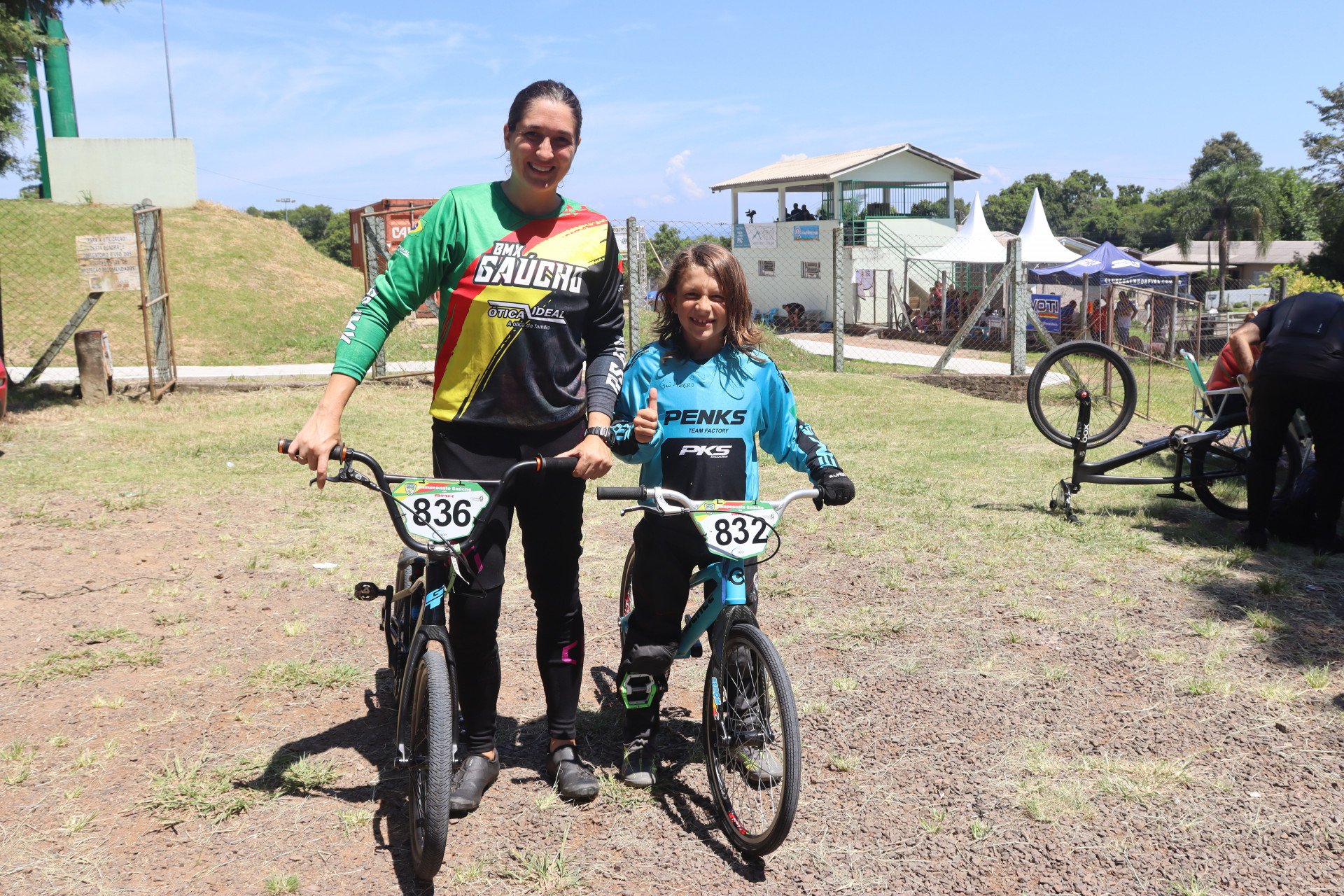 Veja histórias dos atletas que participam da Copa Verão de Bicicross; paixão é compartilhada entre gerações