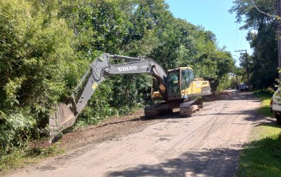 Obras de asfaltamento da Estrada do Zoológico, em Sapucaia do Sul, iniciaram na segunda-feira