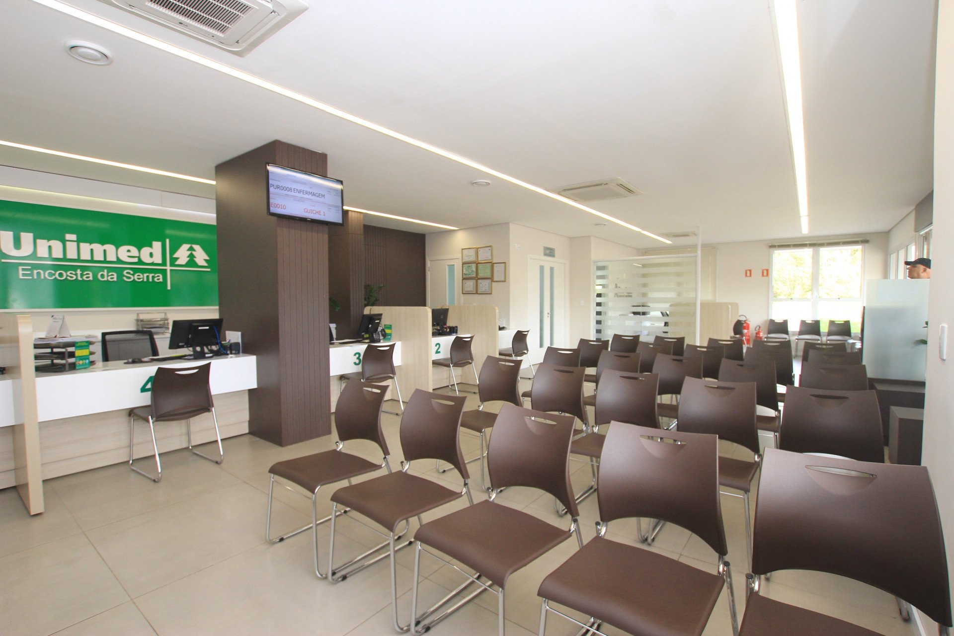 Sala de espera na Unimed Encosta da Serra