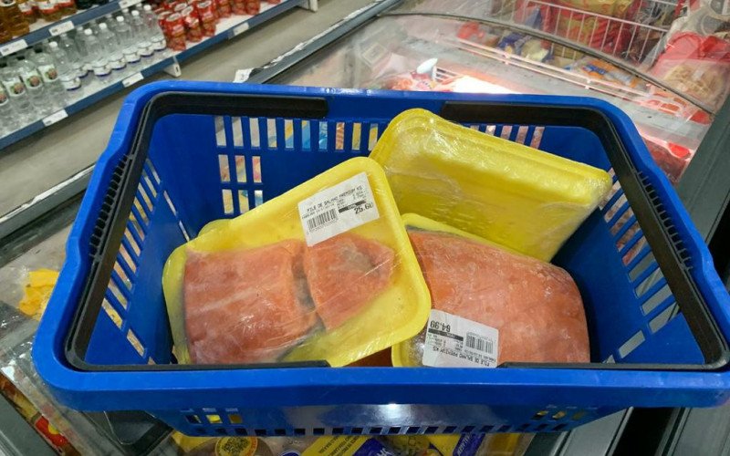 Comida estragada foi recolhida no litoral | abc+