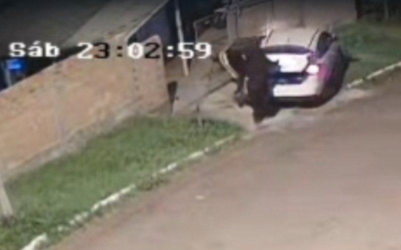 Roubo aconteceu na noite do último dia 4, com vítimas reféns | abc+