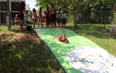 Férias e calorão: CEU das Artes promove atividades refrescantes para alunos da rede municipal