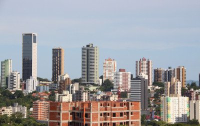 Novo Hamburgo é a 4ª cidade que mais gera emprego com carteira assinada; no RS foram 4 mil em março