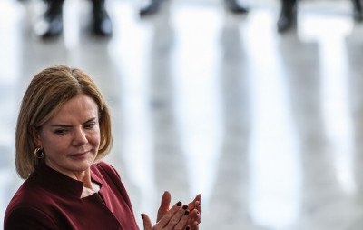 Fim da escala 6x1: Governo pode enviar projeto para agilizar aprovação