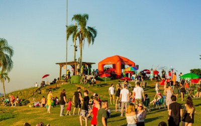 Final de semana é de início da programação do Verão no Jardim da Serra Gaúcha e de pré-carnaval; programe-se