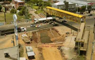 Obra do túnel da Domingos Martins avança em Canoas; veja fotos