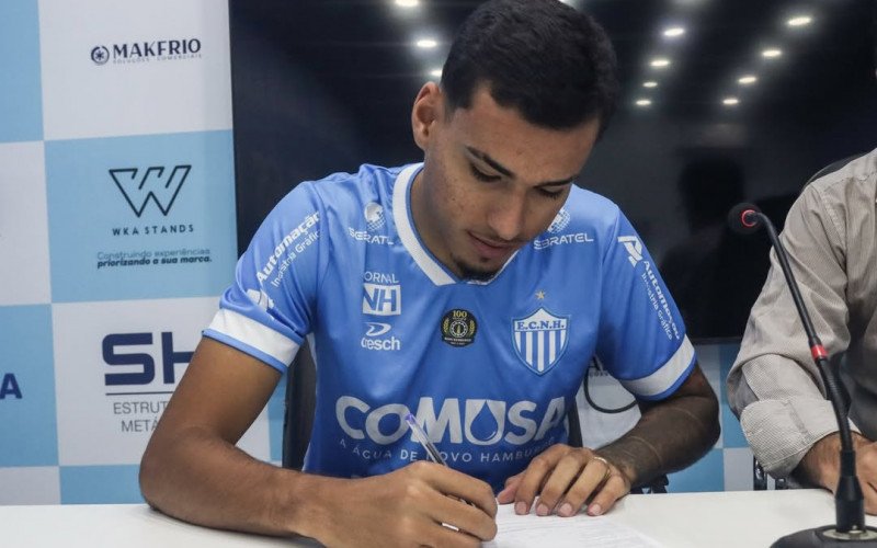 Luan assinou contrato com o Novo Hamburgo nesta quarta-feira (28) | abc+