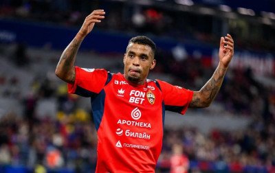 Inter oficializa contratação de Alerrandro por empréstimo até o final de 2026