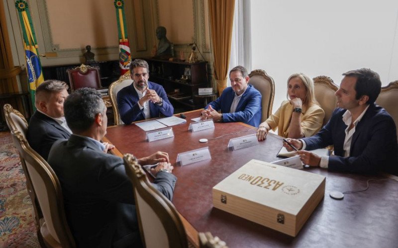 Em reunião com governador Eduardo Leite, TAP anuncia ampliação da oferta de voos em Porto Alegre
