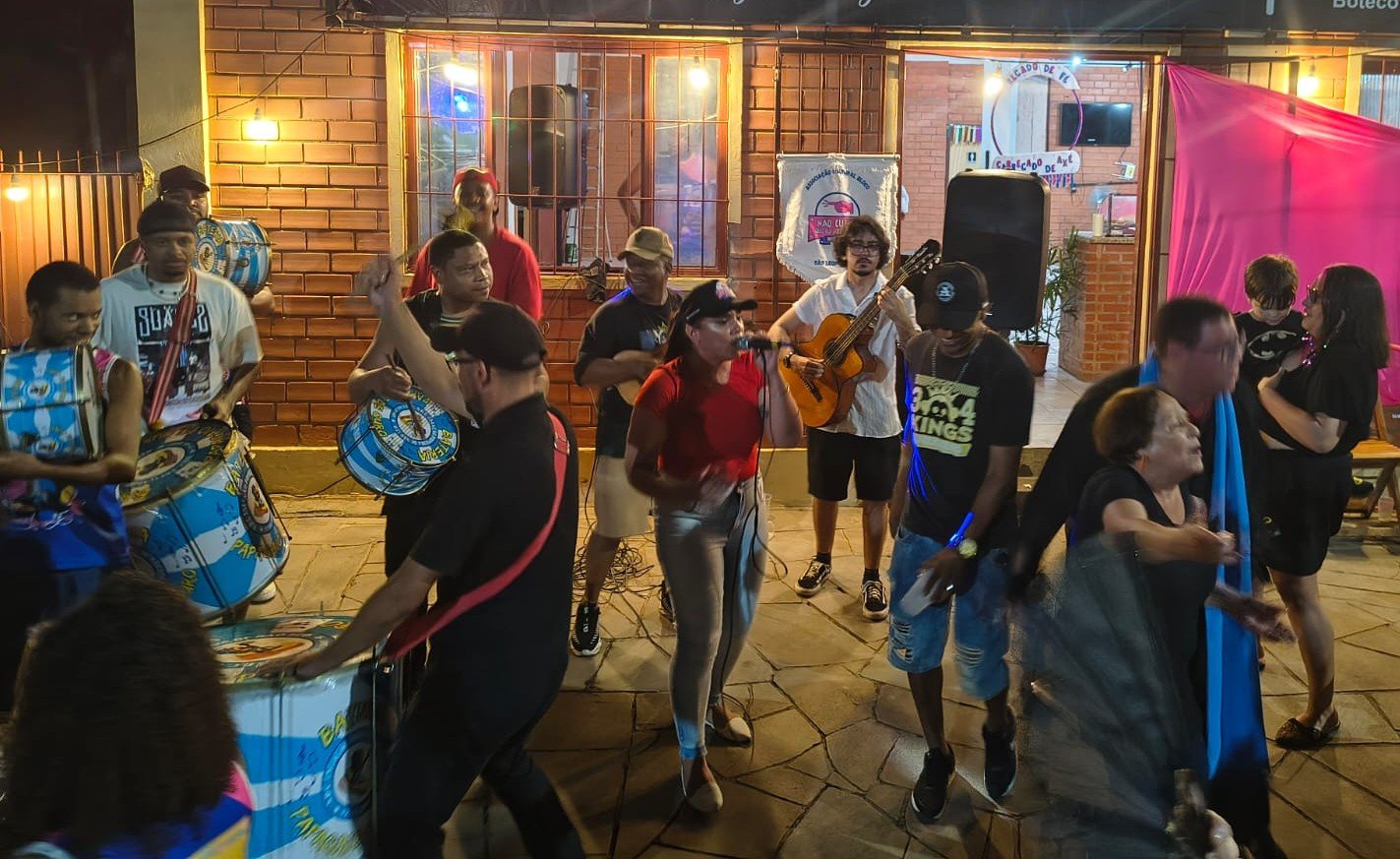 Ensaio geral do Bloco N&atilde;o Cutuca ocorre neste s&aacute;bado na Pra&ccedil;a do Imigrante