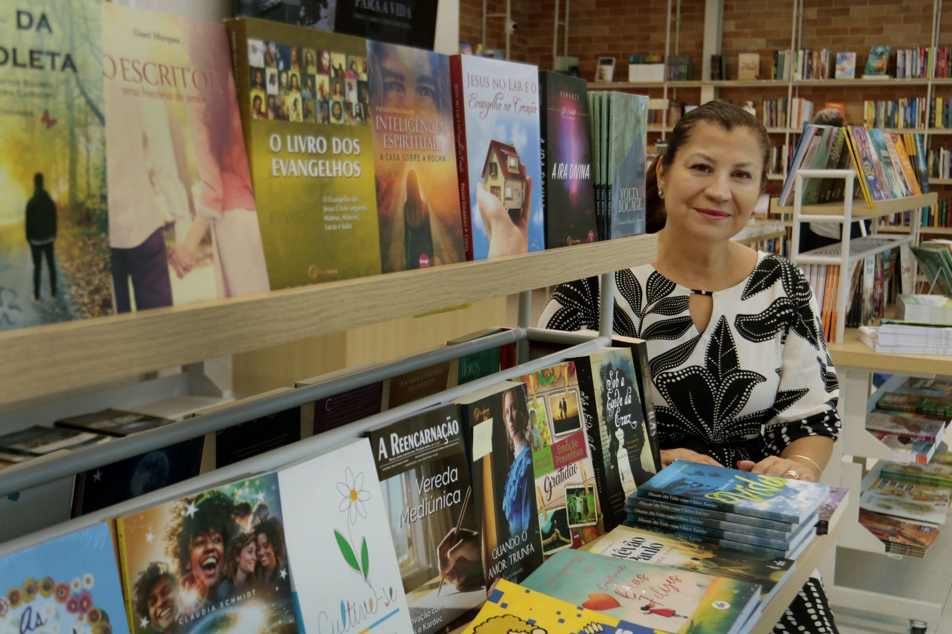 “Sou cria de Canoas”, diz a primeira mulher presidente da Câmara Rio-Grandense do Livro em 70 anos