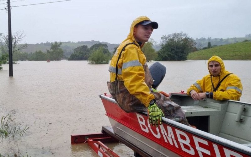 Ciclone extratropical se intensifica em Santa Catarina | abc+