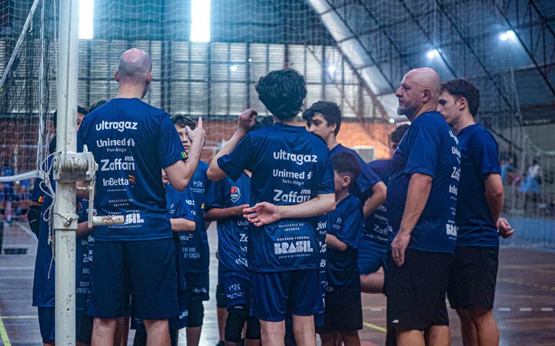 Apav Vôlei retoma quinta edição de projeto social em Canoas | abc+