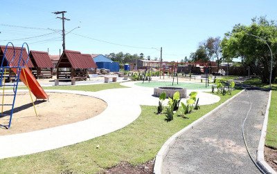 Prefeitura entrega revitalização da Praça Cristal, em Esteio