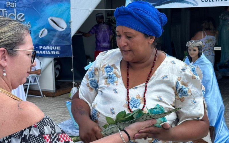 Imagem de Iemanjá reúne fiéis e marca a manhã de fé em Tramandaí
