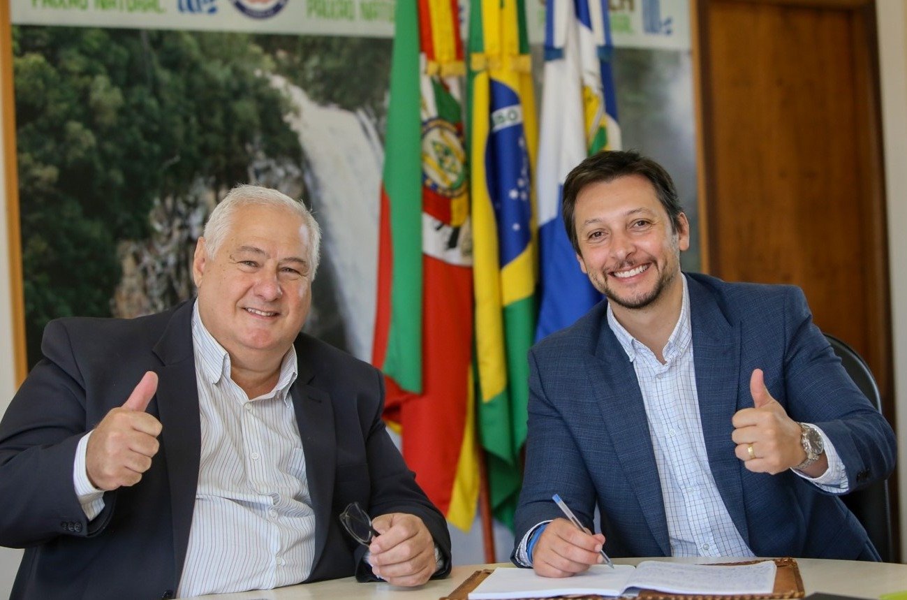 Enquanto em Gramado h&aacute; incertezas, Canela anuncia projeto para subsidiar 100% do transporte universit&aacute;rio