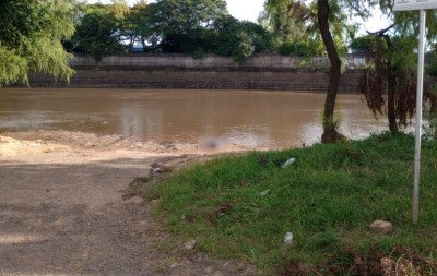 Corpo é encontrado boiando no Rio dos Sinos
