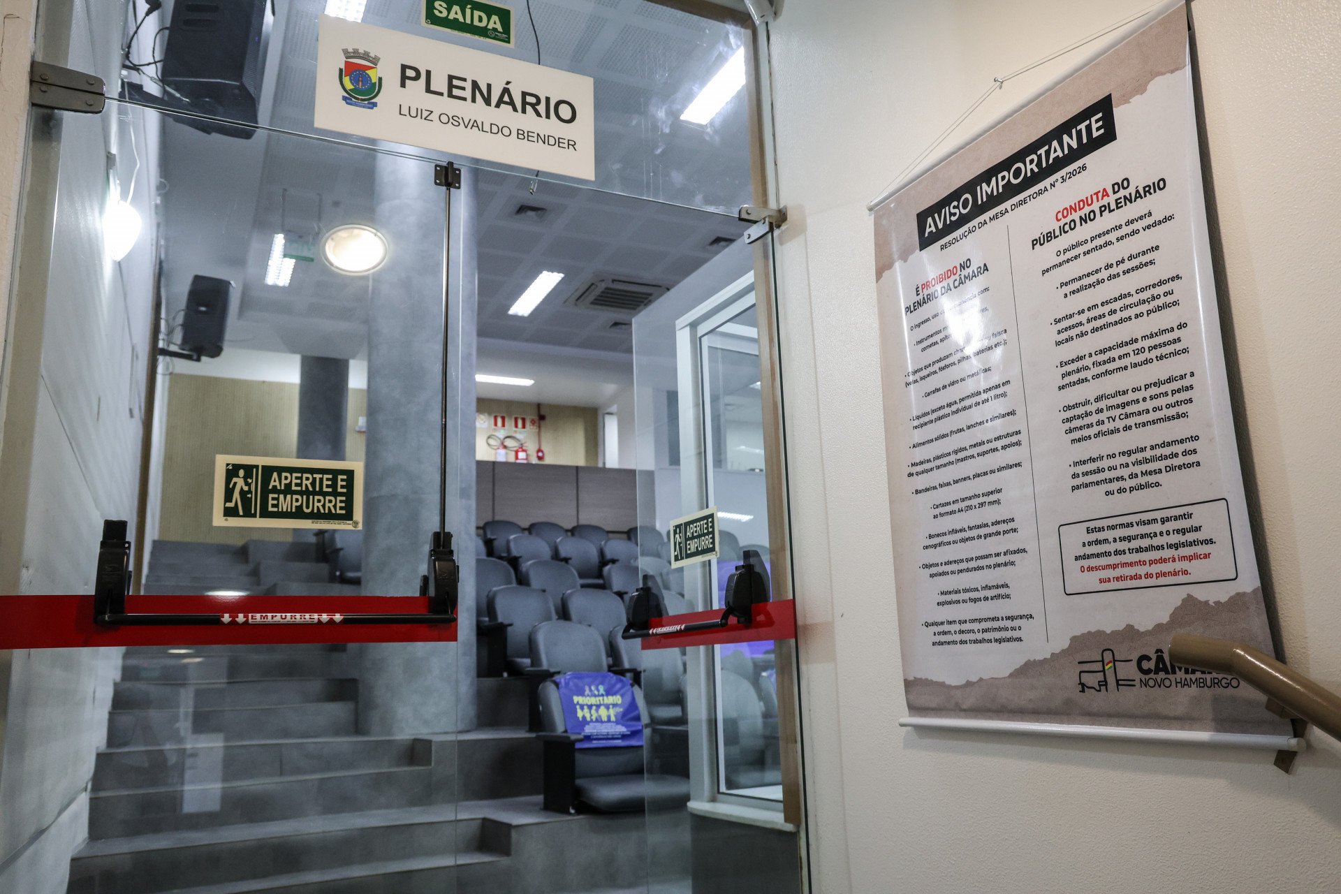 Novas regras de postura e restrição a cartazes geram polêmica na Câmara de Novo Hamburgo