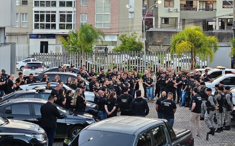 Polícia Civil cumpre mandados em sete cidades do RS na manhã desta terça-feira (3) | abc+