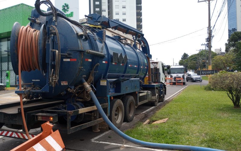Prefeitura inicia ações para combater alagamentos