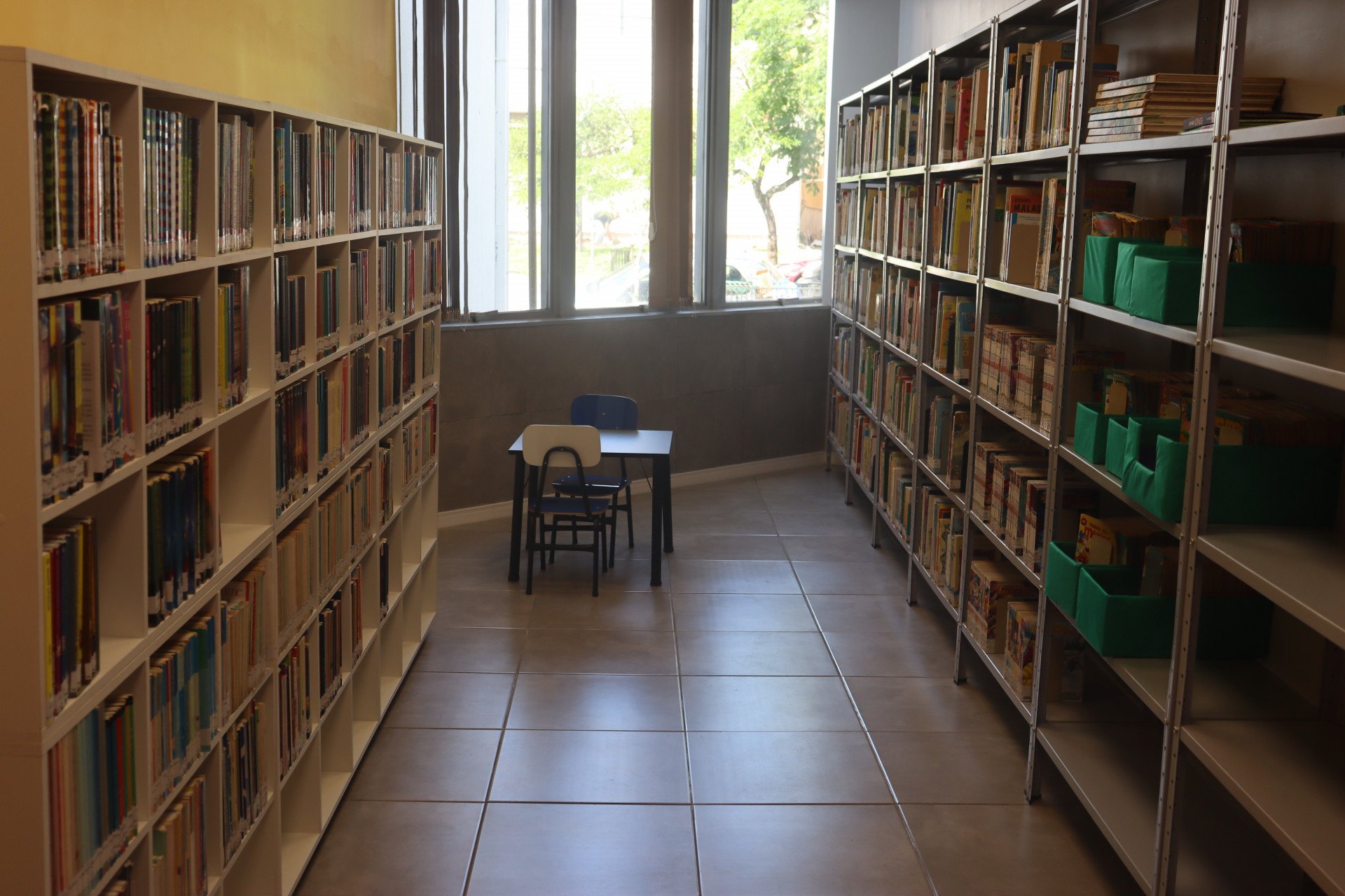 Biblioteca pública reabre após reforma de 11 meses em cidade da região