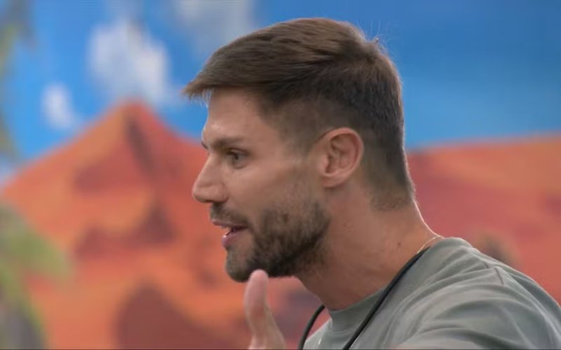 BBB 26: Jonas é acusado de homofobia após discussão com Juliano Floss; entenda