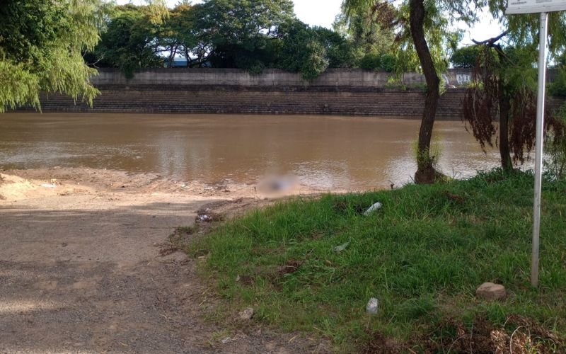 Corpo é encontrado boiando no Rio dos Sinos, em São Leopoldo | abc+