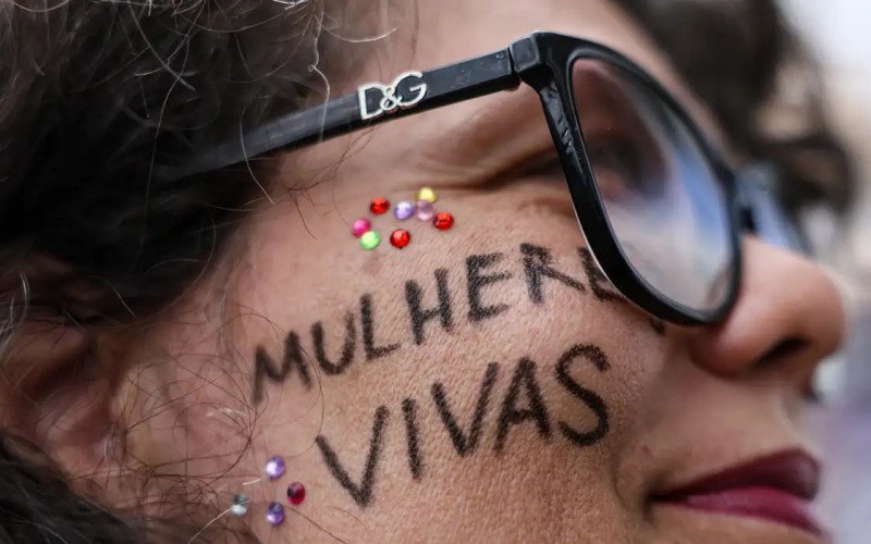 Três Poderes lançam pacto para enfrentamento ao feminicídio no Brasil | abc+