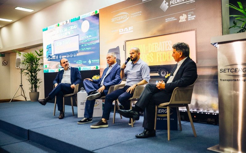 Evento no Setcergs antecedeu audiência que será realizada nesta quinta-feira (5), na sede da Associação Comercial, Industrial e de Serviços (ACI) em Novo Hamburgo | abc+