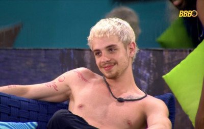 BBB 26: Juliano diz ter "acabado" com apresentadora e ela rebate; veja vídeo