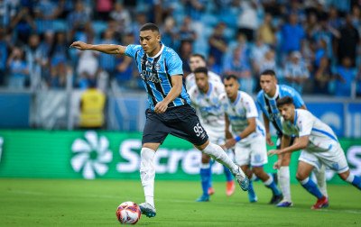 Novo Hamburgo perde para o Grêmio e disputará a Taça Farroupilha; Tricolor avança às semifinais do Gauchão