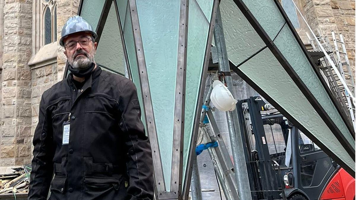 Artista espanhol que criou estrela de vidro da Sagrada Família ministrará curso em Gramado