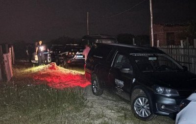VÍDEO: Corpo de mulher é encontrado enterrado em dunas no litoral norte