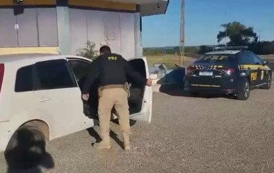 VÍDEO: Irmãos do Vale do Sinos são presos pela PRF com cocaína em rodovia