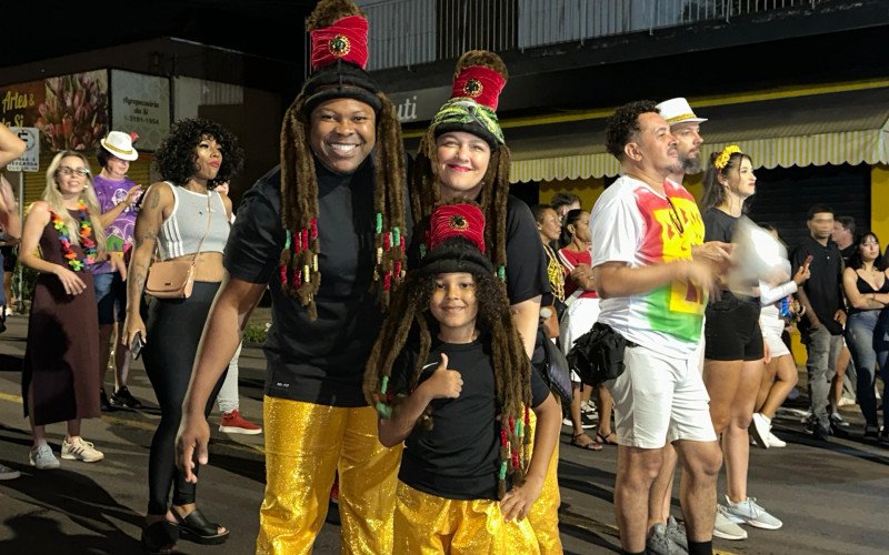 Carnaval Novo Hamburgo - Cruzeiro do Sul 