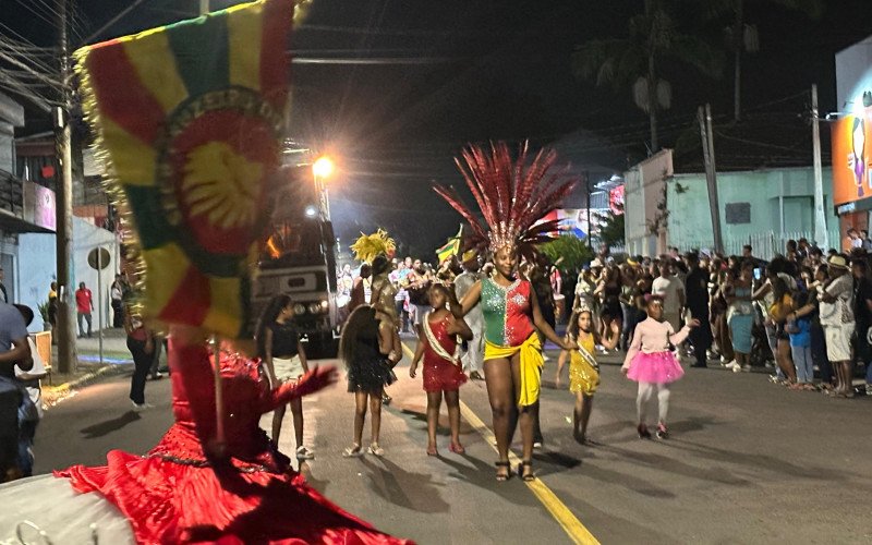 Carnaval Novo Hamburgo - Cruzeiro do Sul 
