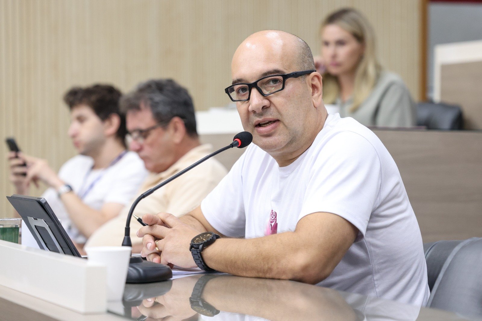 Ica reforça articulação do Executivo e assume vice-liderança ao lado de Caju