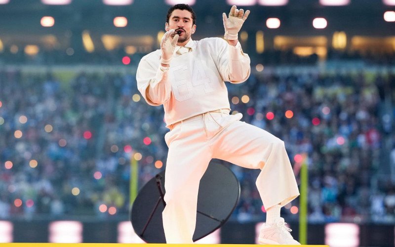 Bad Bunny foi o protagonista do show do intervalo do Super Bowl | abc+