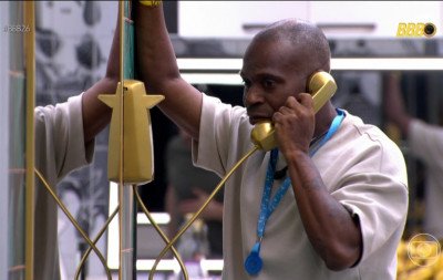 BBB 26: "Ganhou Copa do Mundo quando? Não era nem nascida", diz Milena para Edilson Capetinha; equipe do ex-jogador rebate