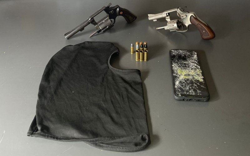 Armas foram apreendidas em roubo em Canela
