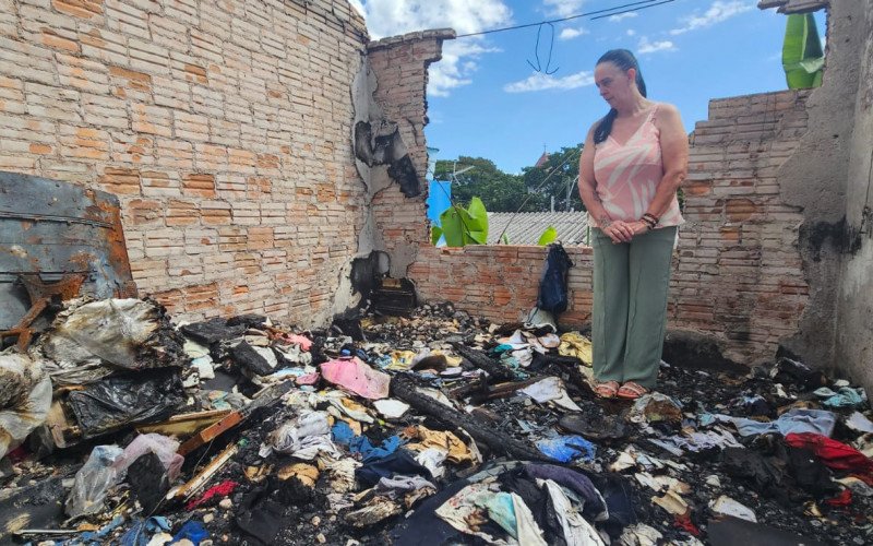 Cleoni Buchebuam, 52 anos, sofreu tentativa de feminicídio e teve a casa incendiada pelo ex-marido