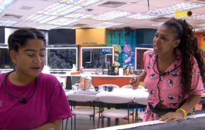 BBB 26: Antes de ir para cima de Ana Paula, Sol chama Milena de "doente mental" em briga generalizada; veja como começou