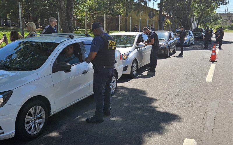 2ª edição da Blitz Lilás ocorreu nesta quarta-feira (11) em São Leopoldo